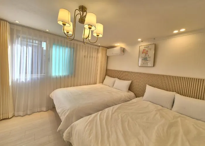 Yeon Stay-홍대입구도보6분,3룸4베드,가족여행,친구여행,최신시설 Appartement Séoul