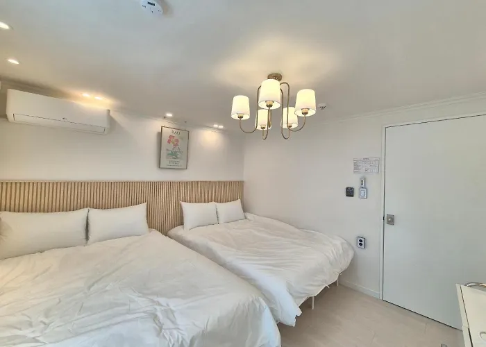 Yeon Stay-홍대입구도보6분,3룸4베드,가족여행,친구여행,최신시설 Appartement