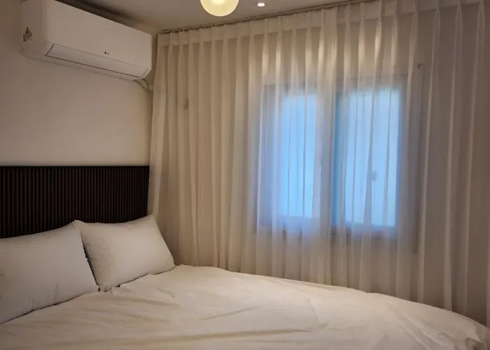 Yeon Stay-홍대입구도보6분,3룸4베드,가족여행,친구여행,최신시설 Appartement *
