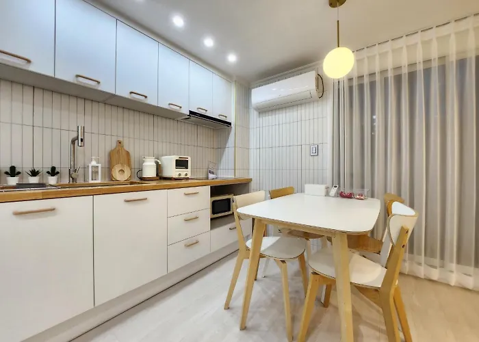 Appartement Yeon Stay-홍대입구도보6분,3룸4베드,가족여행,친구여행,최신시설 *